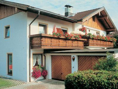 Ferienwohnungen Rabe Prien am Chiemsee Exterior foto