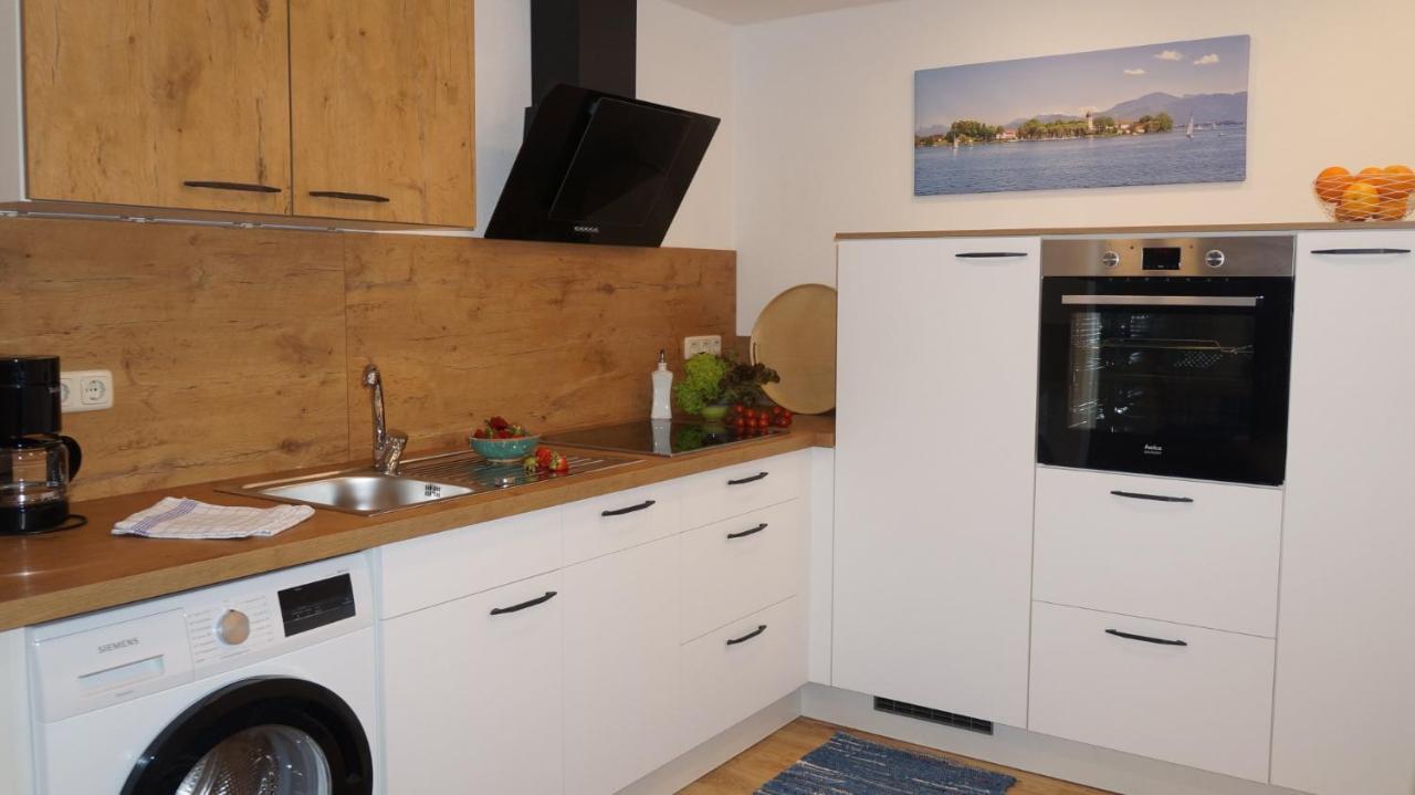 Ferienwohnungen Rabe Prien am Chiemsee Exterior foto